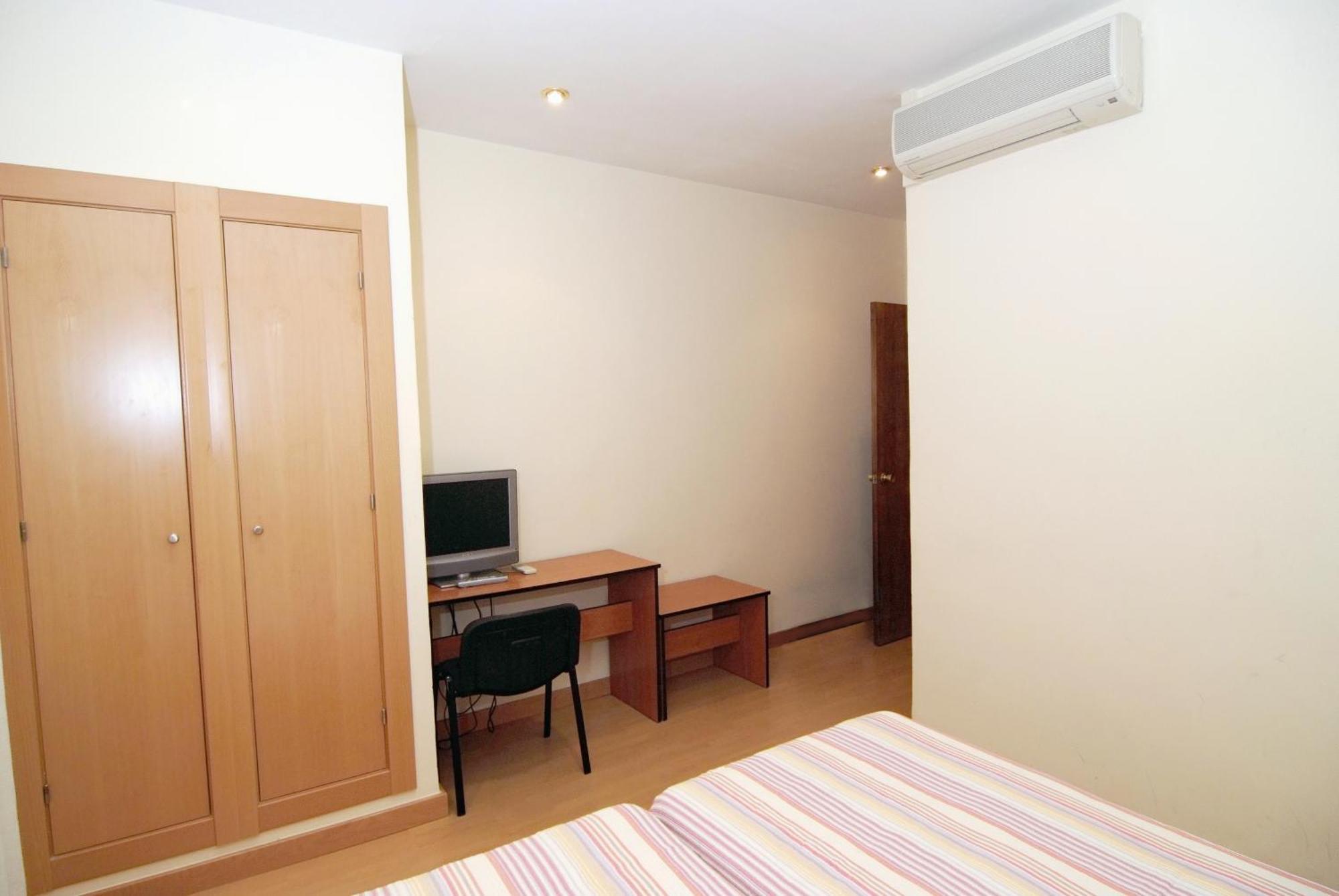 Hostal Cataluna サラゴサ エクステリア 写真