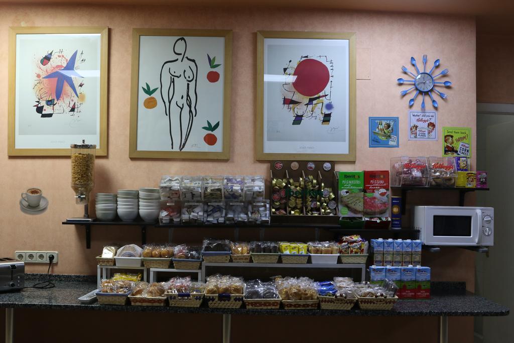 Hostal Cataluna サラゴサ エクステリア 写真