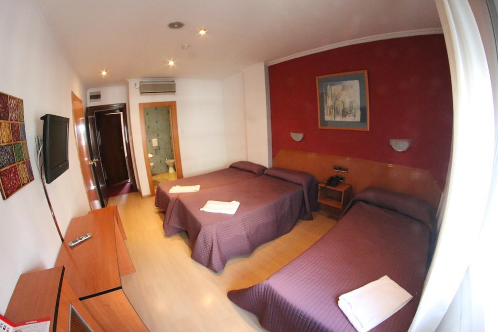 Hostal Cataluna サラゴサ エクステリア 写真